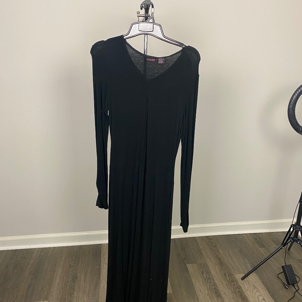 Black long gown, long sleeves
